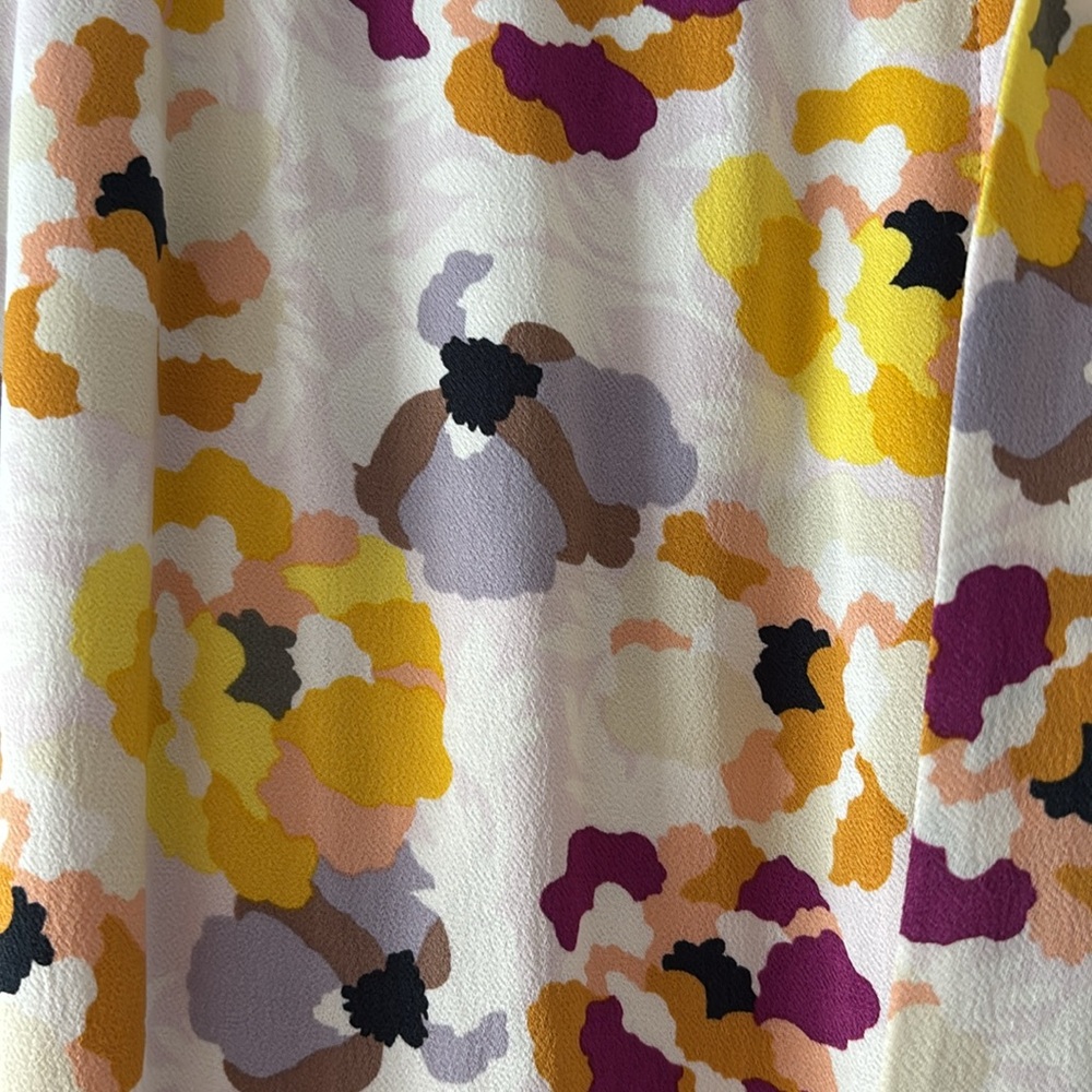 Anthropologie Maeve Floral Pants in Purple and Yellow - Picture 2 of 6